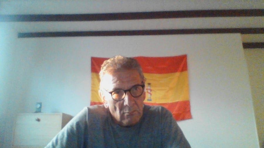 Profil von Saint